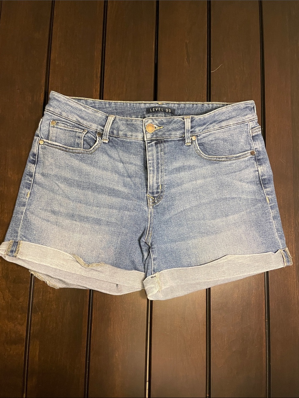 Level 99 Light Blue Rolled-Hem Denim Shorts